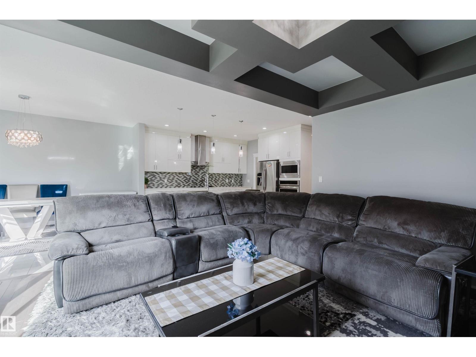 17030 62 Street NW, McConachie Area — photo 7 of 30: Property photo