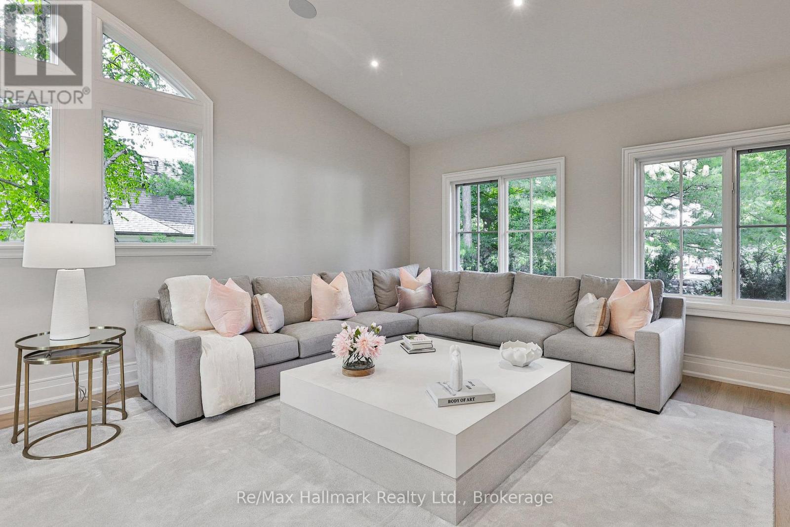 Photo of 1310 DUNCAN ROAD