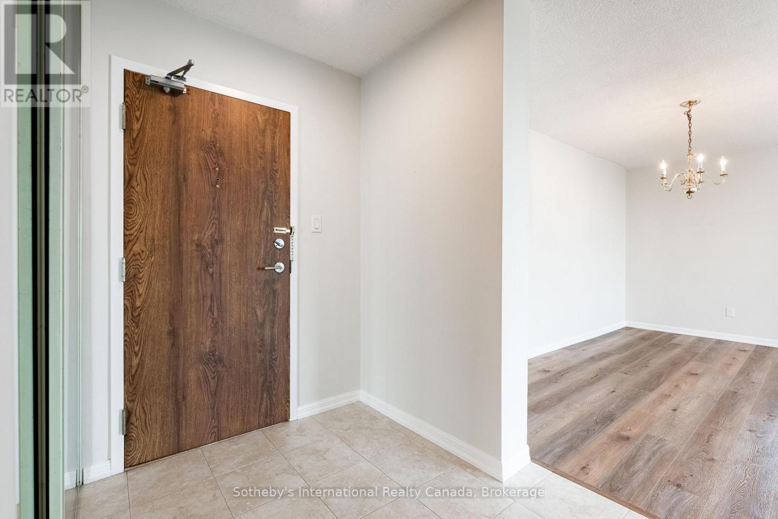 Photo of 804 - 1230 MARLBOROUGH COURT