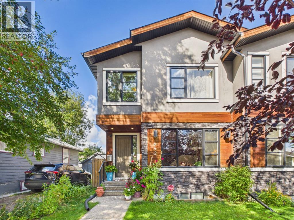 442 23 Avenue NE, Calgary, Alberta, T2E1V9
