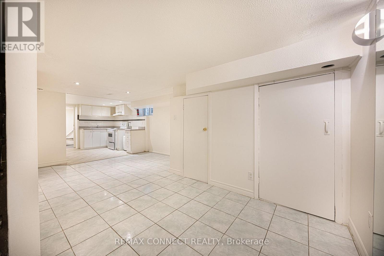 17 MUIR AVENUE - 34