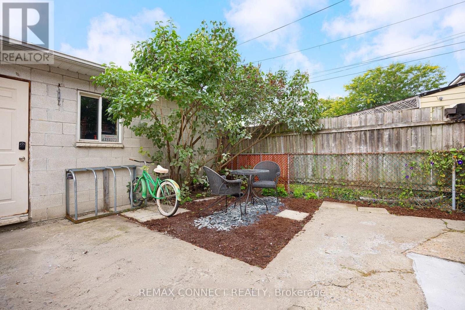 17 MUIR AVENUE - 44