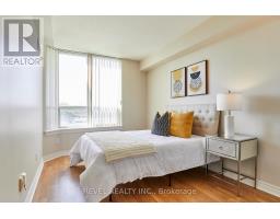 210 - 1700 Eglinton Avenue E, Toronto, ON M4A2X4 Photo 15