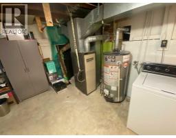 5206 44 Avenue, Taber, AB T1G1B5 Photo 13