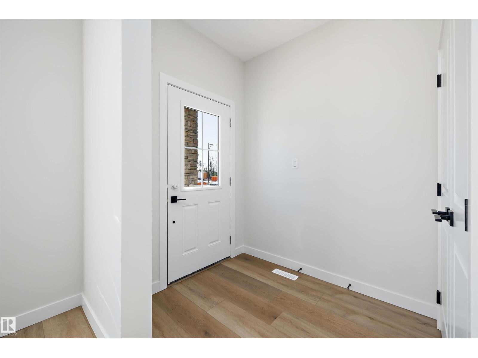 Edgemont (Edmonton) - photo 2
