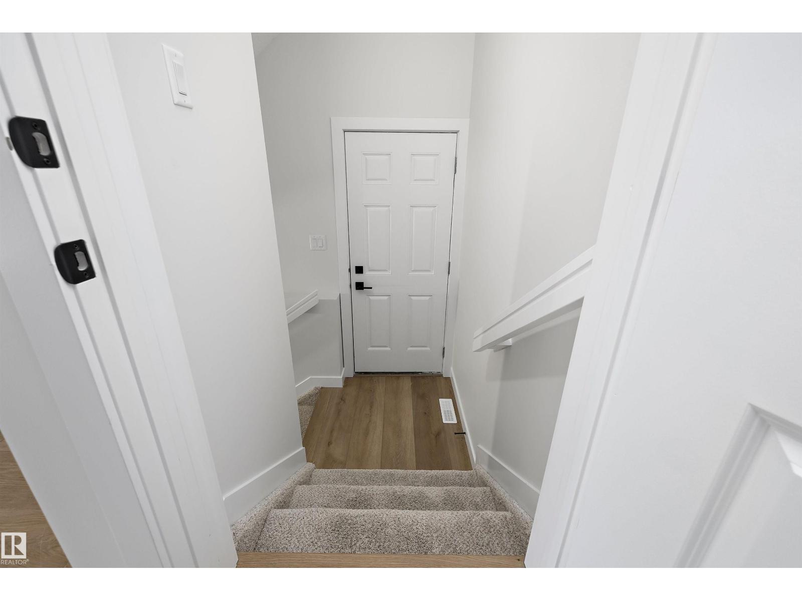 Edgemont (Edmonton) - photo 33