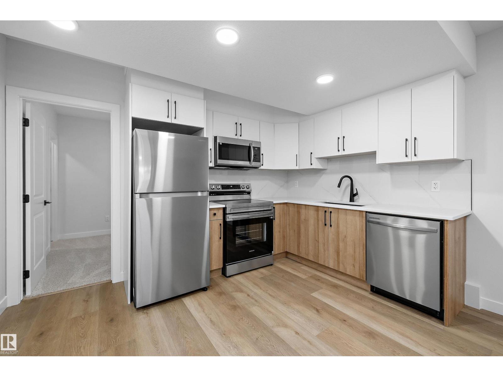Edgemont (Edmonton) - photo 37