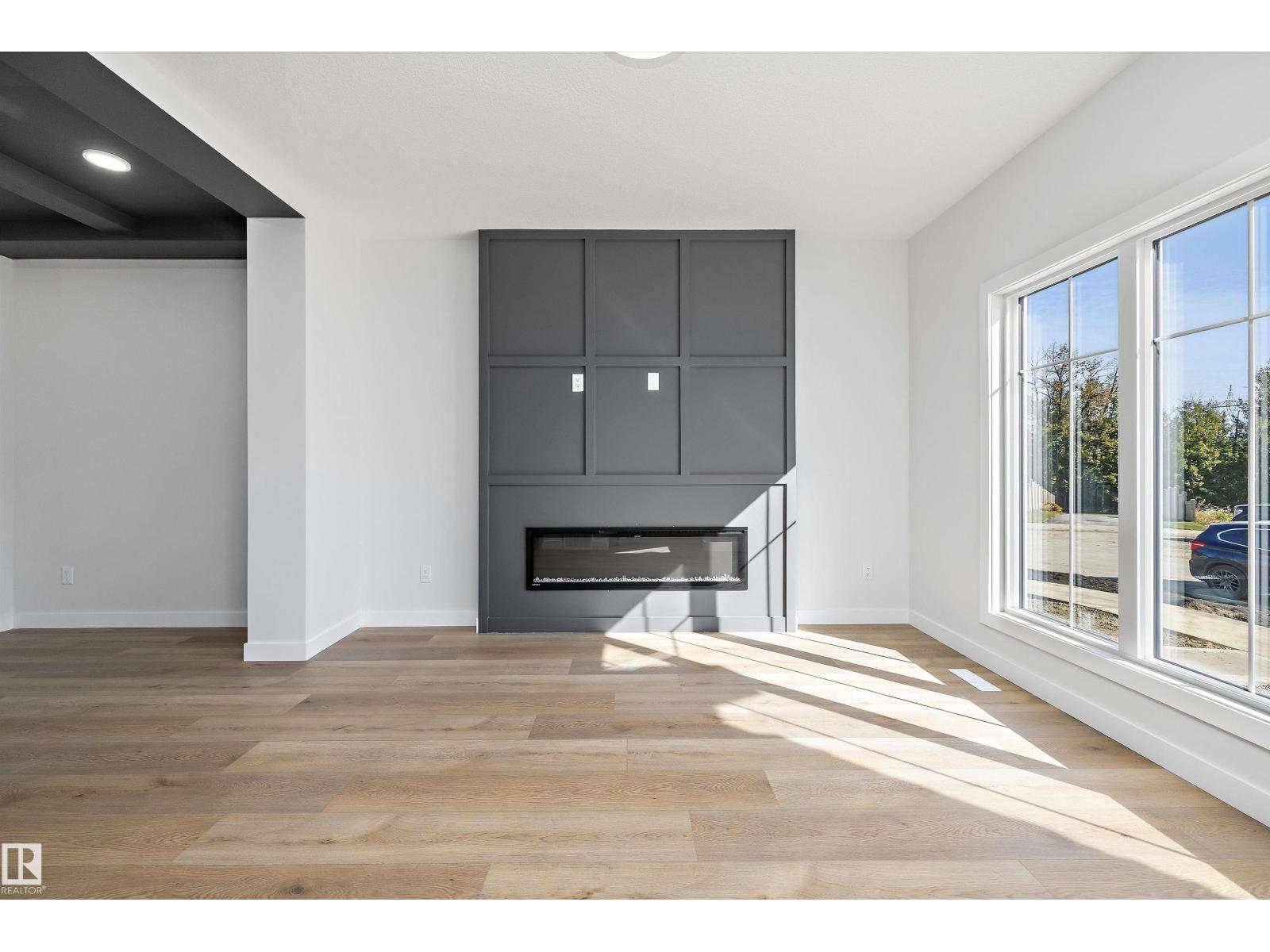 Edgemont (Edmonton) - photo 6
