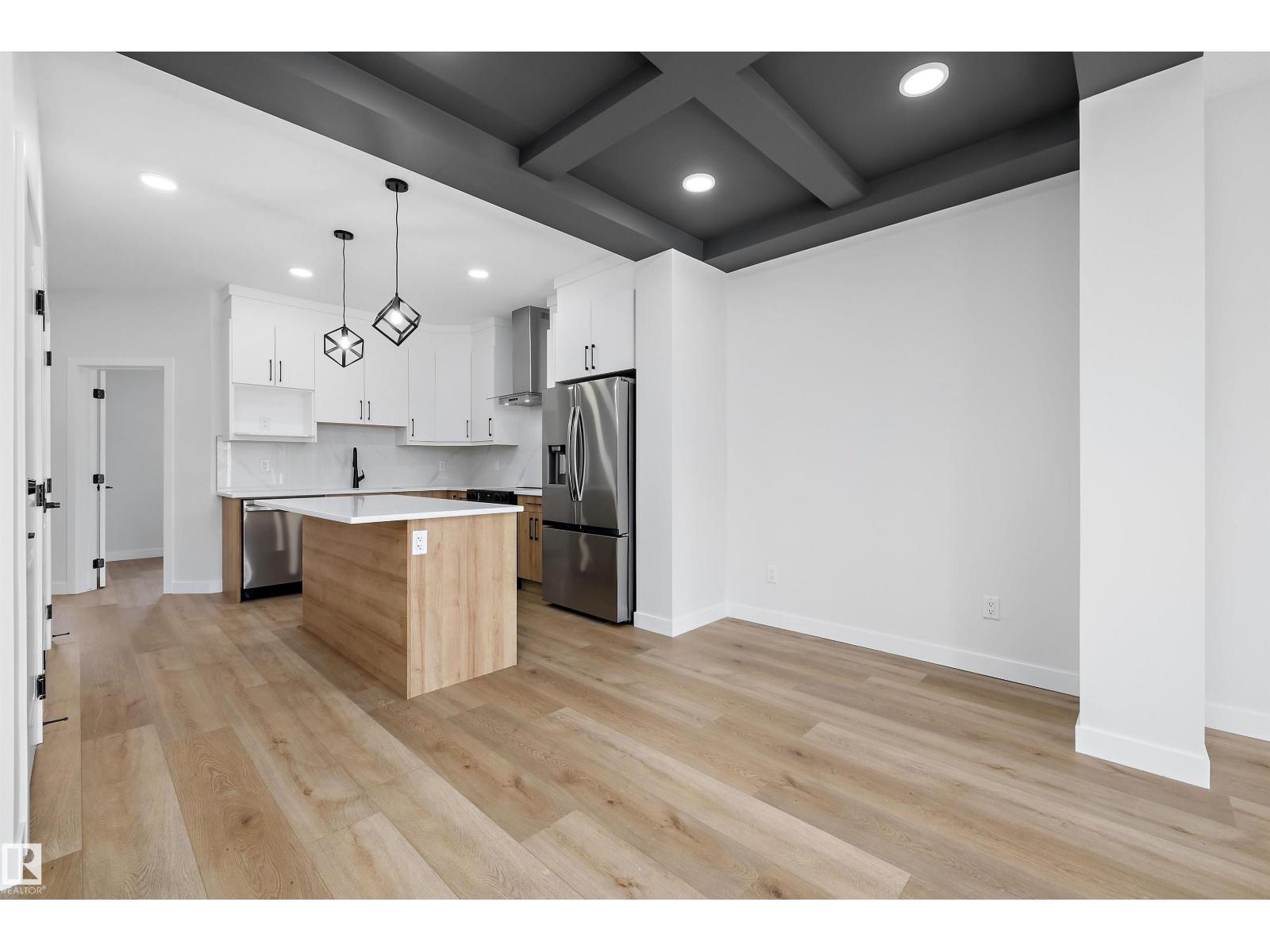 Edgemont (Edmonton) - photo 7