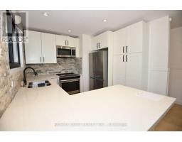 922 Centre Street N, Whitby, ON L1N4V1 Photo 14