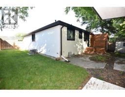922 Centre Street N, Whitby, ON L1N4V1 Photo 40