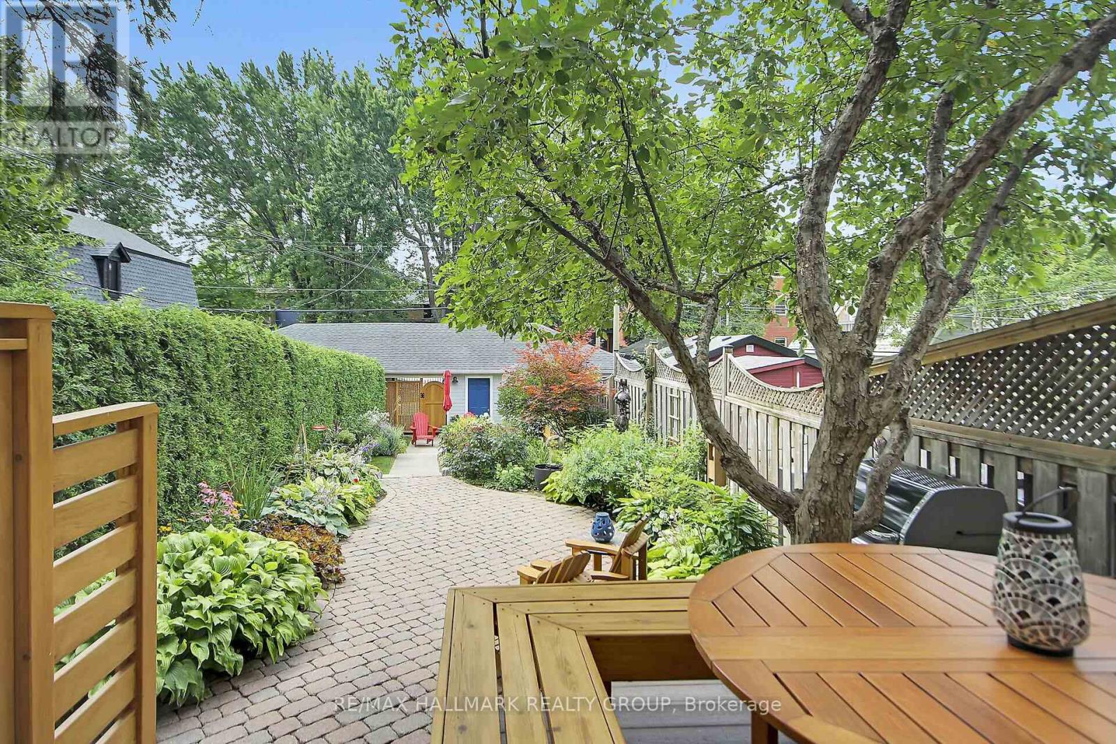 151 CRICHTON STREET - 39