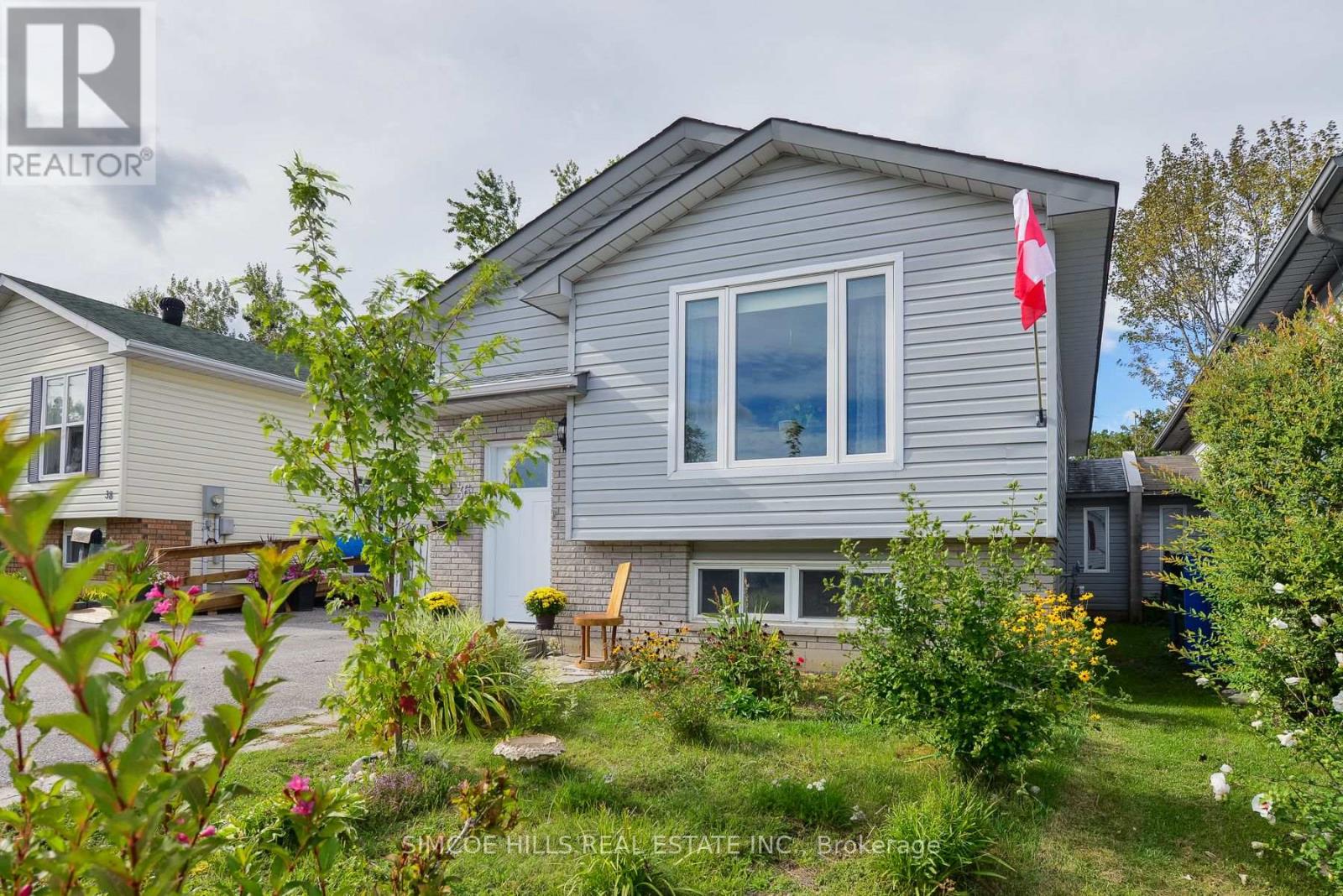 36 Louise Lane, Orillia, Ontario, L3V7W1, Orillia, Ontario — photo 2 of 5
