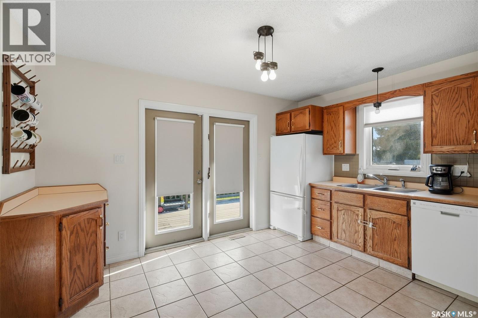215 CALDWELL COURT, Saskatoon — photo 11
