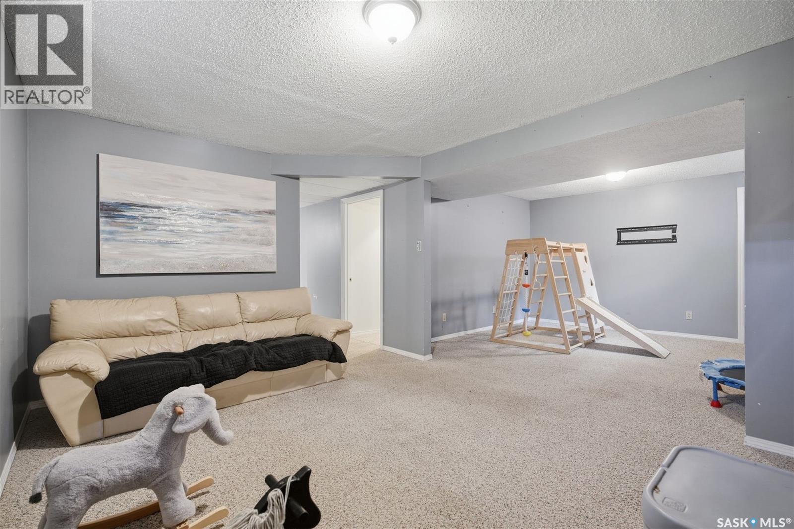 215 CALDWELL COURT, Saskatoon — photo 23