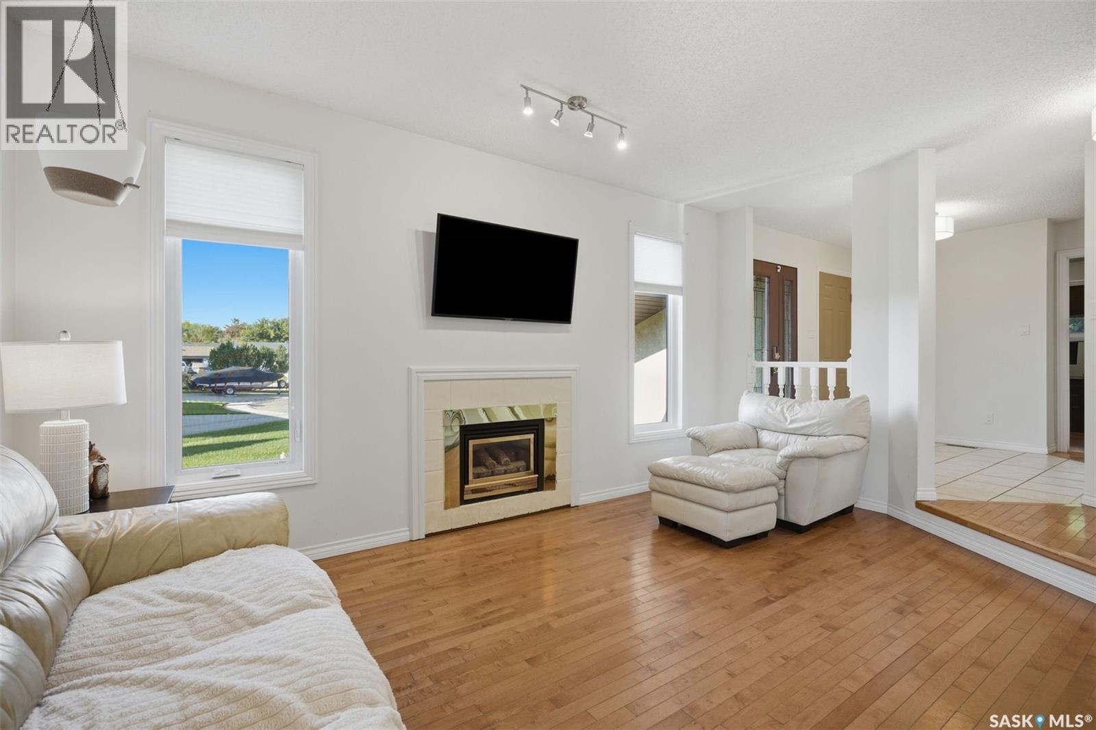 215 CALDWELL COURT, Saskatoon — photo 5
