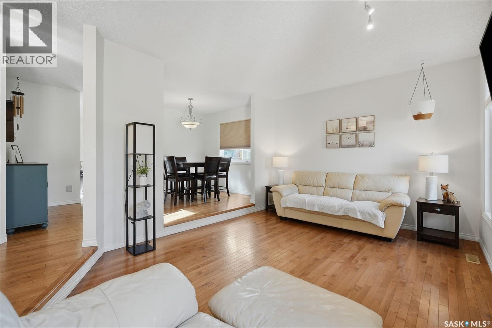 215 CALDWELL COURT, Saskatoon — photo 6