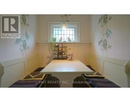 Main - 2 Larkin Avenue, Toronto, ON M6S1L8 Photo 10