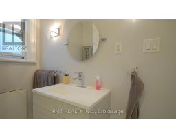Upper - 2 Larkin Avenue, Toronto, ON M6S1L8 Photo 16