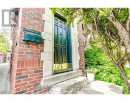 Upper - 2 Larkin Avenue, Toronto, ON M6S1L8 Photo 21