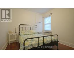 Upper - 2 Larkin Avenue, Toronto, ON M6S1L8 Photo 9
