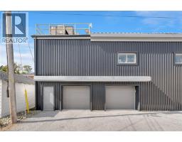 5pc Bathroom - 23 Market Street W, Port Dover, ON N0A1N0 Photo 6