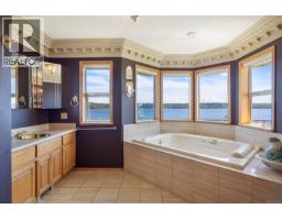725 Thulin St, Campbell River, BC V9W2L4 Photo 41