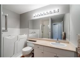 231 20391 96 Avenue, Surrey, BC V1M2L2 Photo 14