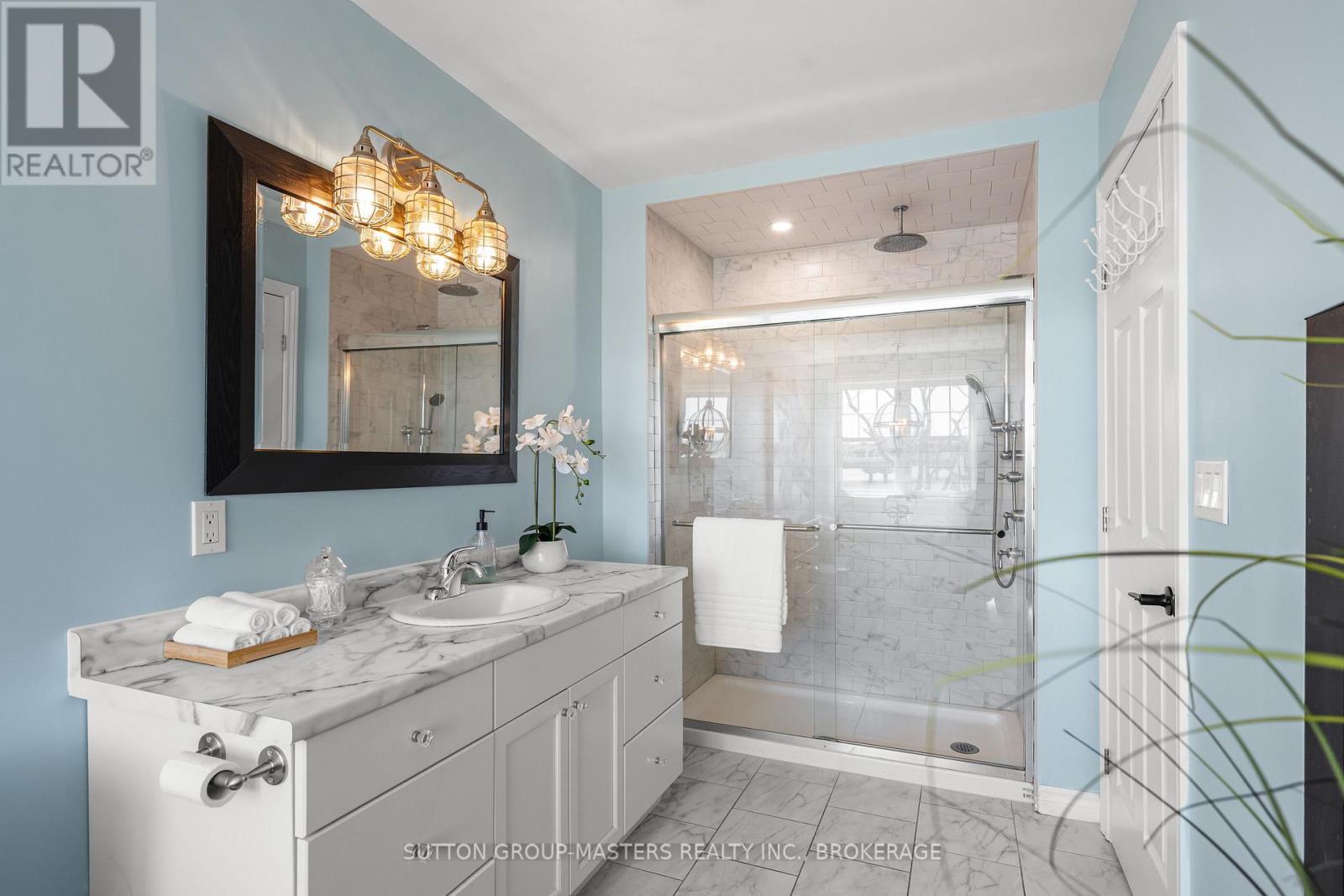 728 NEWMARKET LANE - Image 32