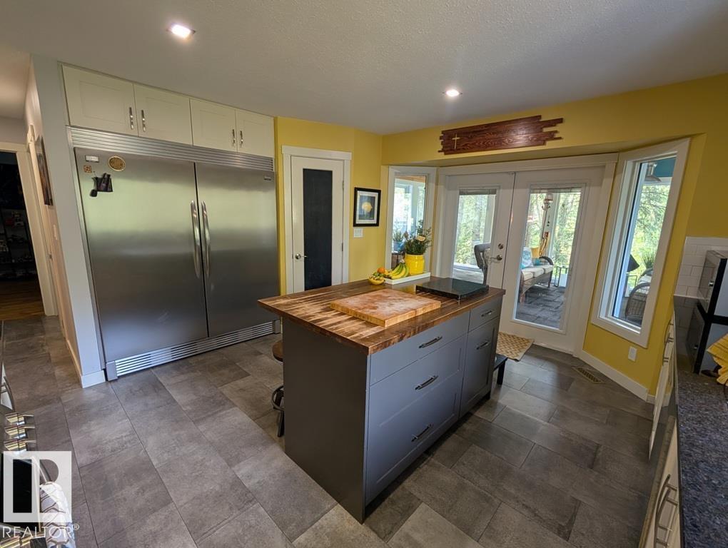 #1 – 53347 Rge Road 215 (hwy 830), Brookville Estates — photo 3 of 30: Property photo