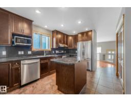 1271 Ormsby Ln Nw, Edmonton, AB T5T6G9 Photo 23