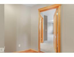 1271 Ormsby Ln Nw, Edmonton, AB T5T6G9 Photo 29