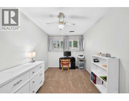 127 Storybook Terrace Nw, Calgary, AB T3G1Y5 Photo 25