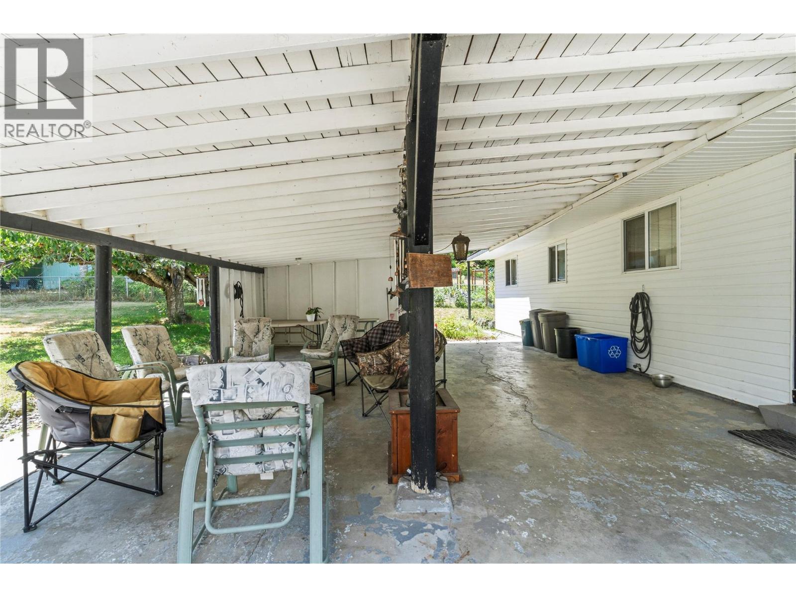 4640 70 Avenue NE - 9