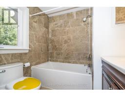 19 Strathgowan Crescent, Toronto, ON M4N2Z6 Photo 15