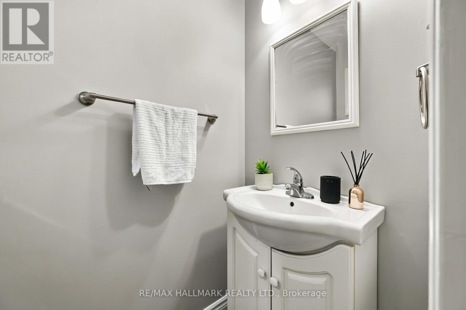 516 CREEKVIEW CIRCLE - Image 37