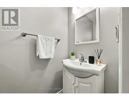 516 Creekview Circle, Pickering, ON L1W2Z6 Photo 37