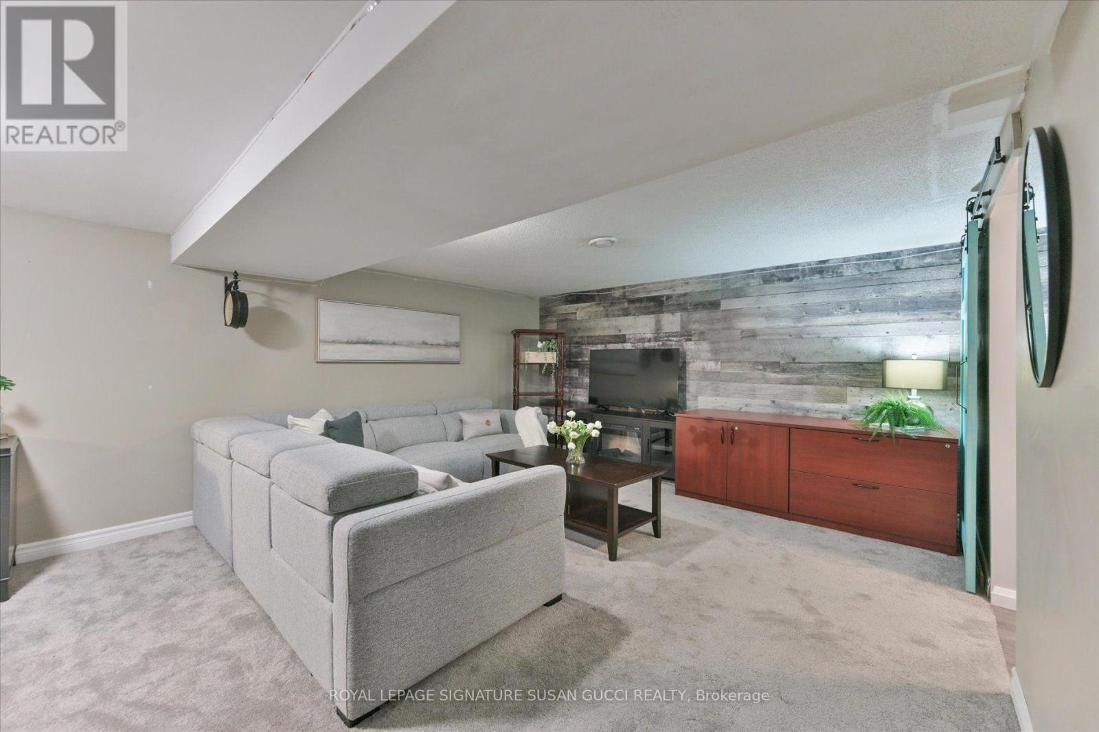 29 TOPHAM ROAD - 25