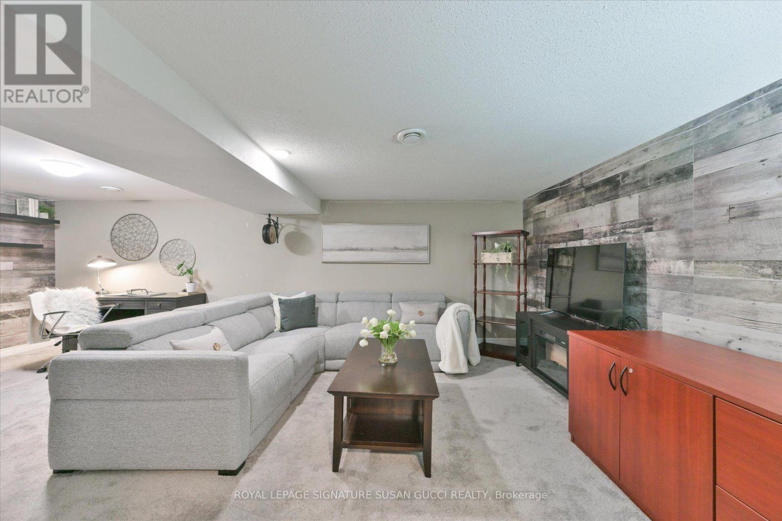 29 TOPHAM ROAD - 27