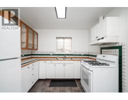 2948 Grant Street, Vancouver, BC V5K3E7 Photo 12