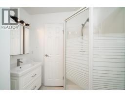 2948 Grant Street, Vancouver, BC V5K3E7 Photo 18
