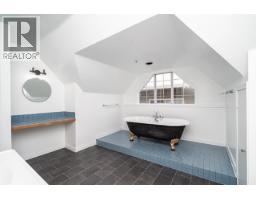 2948 Grant Street, Vancouver, BC V5K3E7 Photo 26