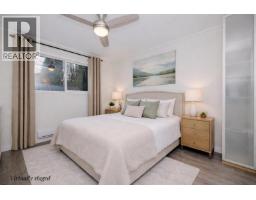 1405 Velvet Road, Gibsons, BC V0N1V0 Photo 11