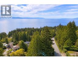 1405 Velvet Road, Gibsons, BC V0N1V0 Photo 9