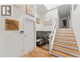 4812 Headland Close, West Vancouver, BC V7W3C2 Photo 11