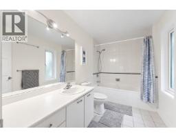 4812 Headland Close, West Vancouver, BC V7W3C2 Photo 18