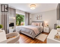 4812 Headland Close, West Vancouver, BC V7W3C2 Photo 19