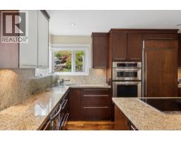 4812 Headland Close, West Vancouver, BC V7W3C2 Photo 9