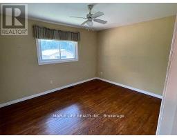 886 Srigley Street, Newmarket, ON L3Y1X7 Photo 9