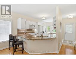 18 Thomas Drive, Collingwood, ON L9Y0A6 Photo 12